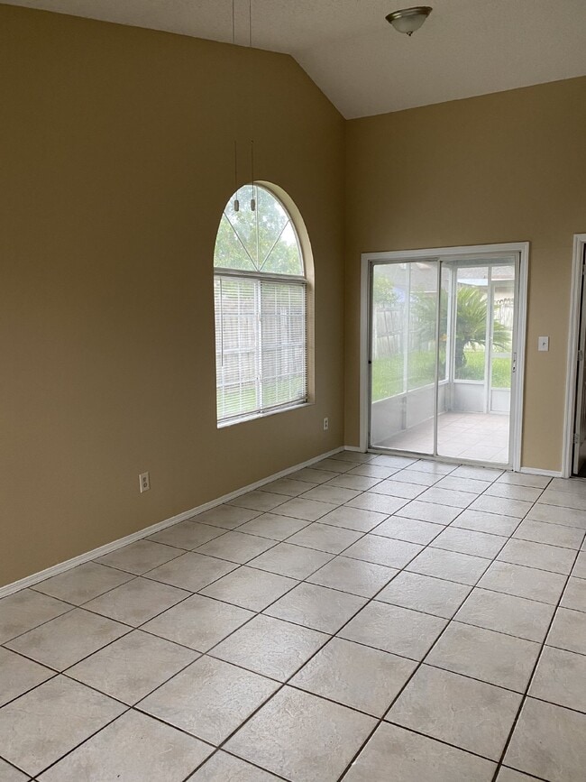 Building Photo - FOR RENT: Renovated 3BR / 2BA Two-Story Home Minutes from Regency