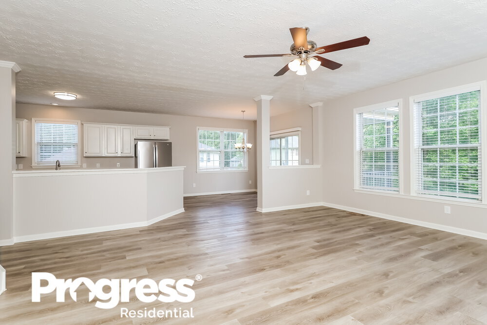 Building Photo - 4490 Split Creek Dr