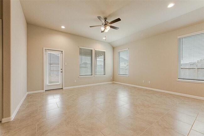 Building Photo - 503 Spring Flower Ct