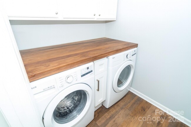 Building Photo - 131 Ashford Hollow Ln