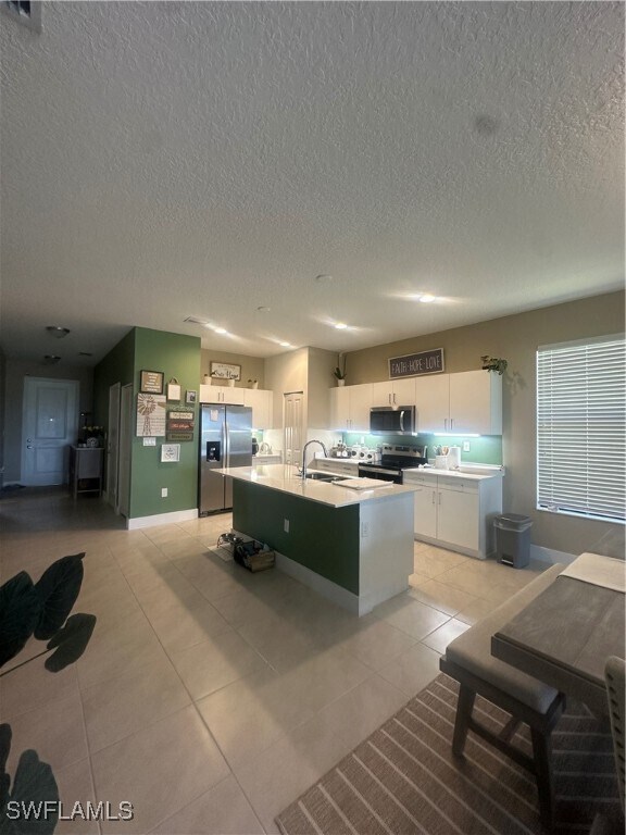 Building Photo - 5579 Cassidy Ln