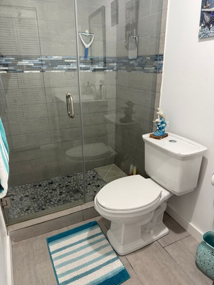 Building Photo - 354 Vaca Rd