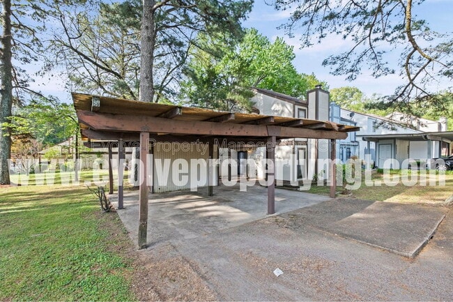 Building Photo - 5535 Quail Thicket