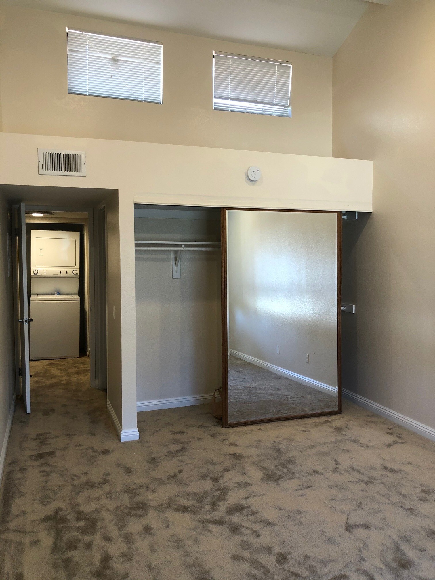 Building Photo - 22885 Hilton Head Dr