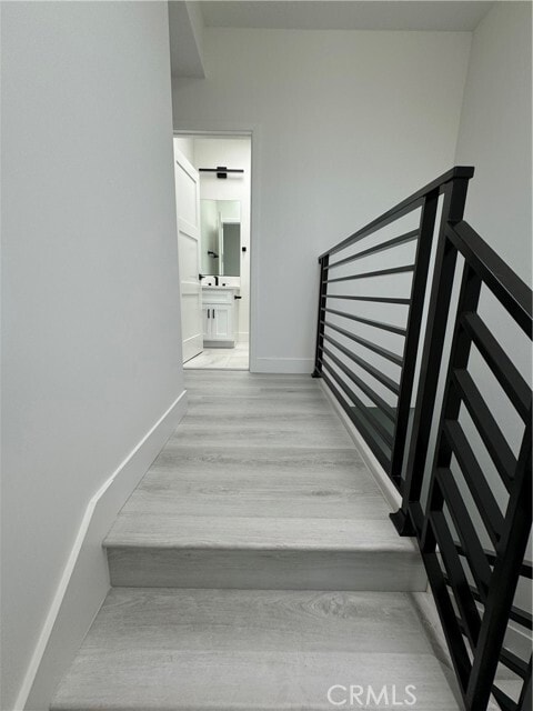 Building Photo - 419 S Eucalyptus Ave