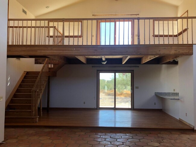 Building Photo - 6445 E Wildcat Dr