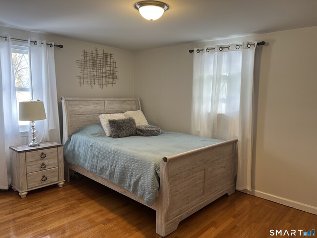 Building Photo - 79 Westbrook Dr