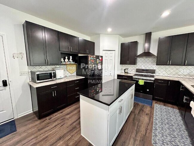 Building Photo - 5625 Burr Rdg Cir