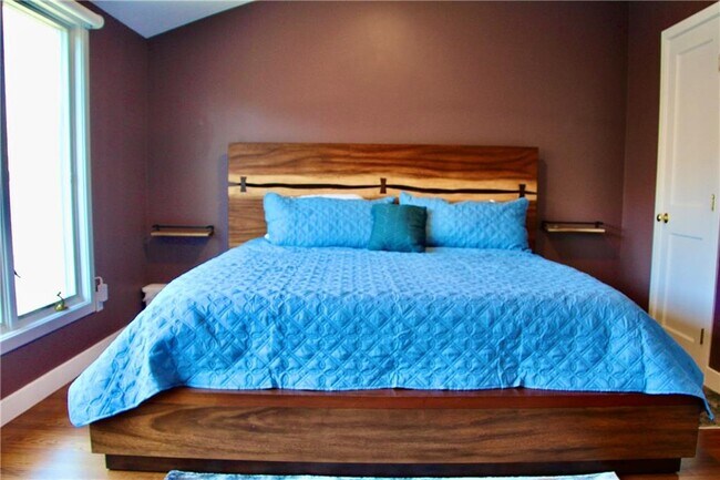 Building Photo - 39 Berrie Ln