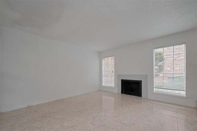 Building Photo - 3100 Jeanetta St