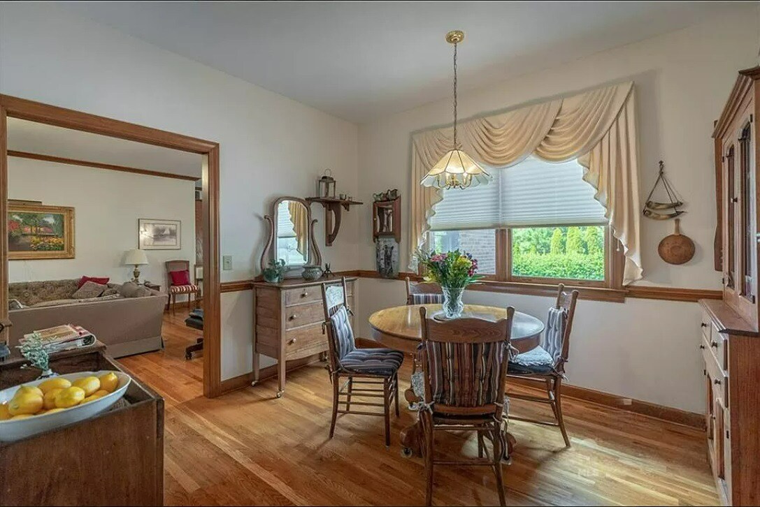 Dining Room - 104 Woodsway Ct