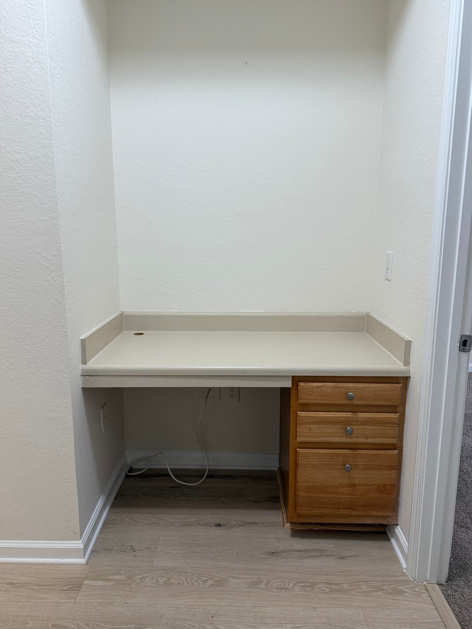 Office Space - 10075 Gate Pky N