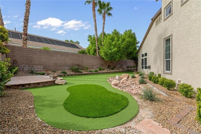 Building Photo - 8009 Clock Tower Ct