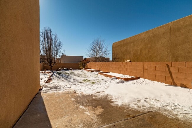 Building Photo - Single Family Home in Rancho Viejo Availab...