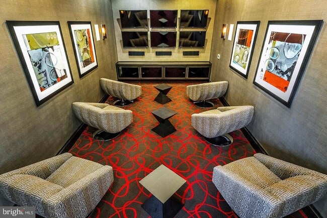 Building Photo - 1507 Churchill Downs Way