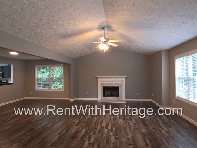Building Photo - Immaculate 5-bedroom, 3-bath home in the Cedar Mountain Park subdivision in Douglasville, GA.