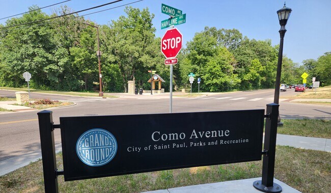 Building Photo - 1410 Breda Ave