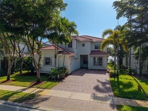 Building Photo - 5297 SW 183rd Ave