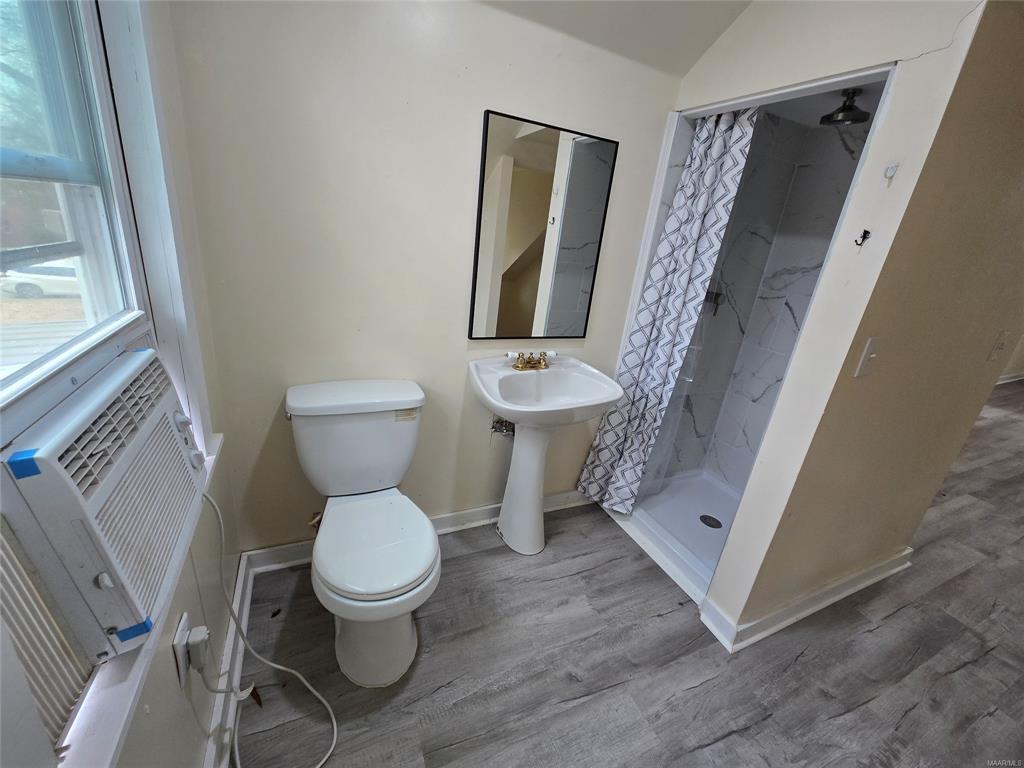 Building Photo - 1938 Gorgas St