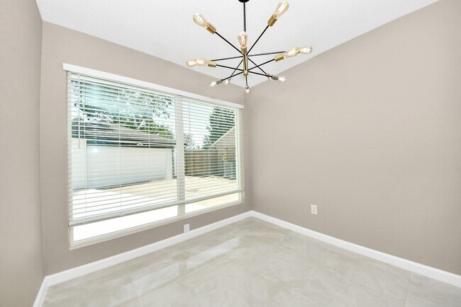 Building Photo - 16114 Forest Bend Ave
