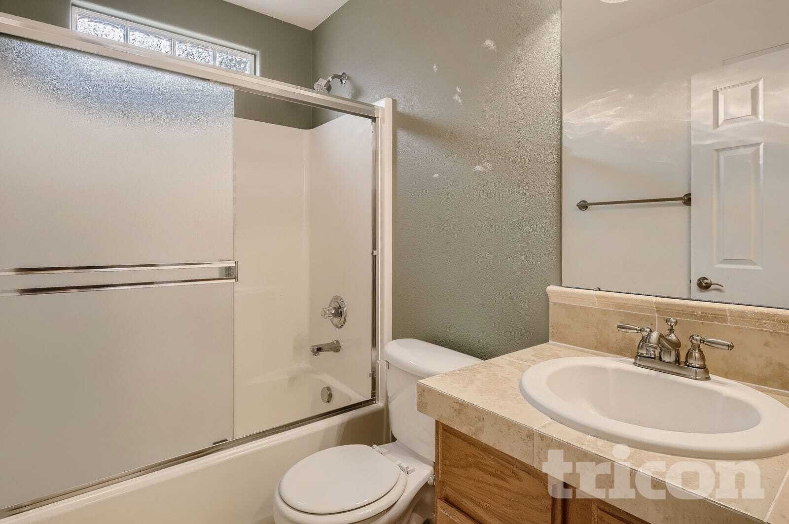 Building Photo - 5811 Zinfandel St