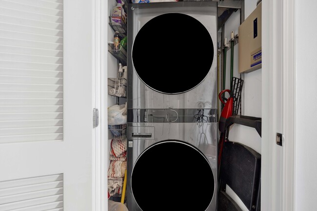 Building Photo - 1516 S Wabash Ave