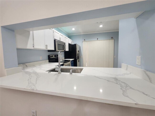 Building Photo - 8637 Hunters Key Cir