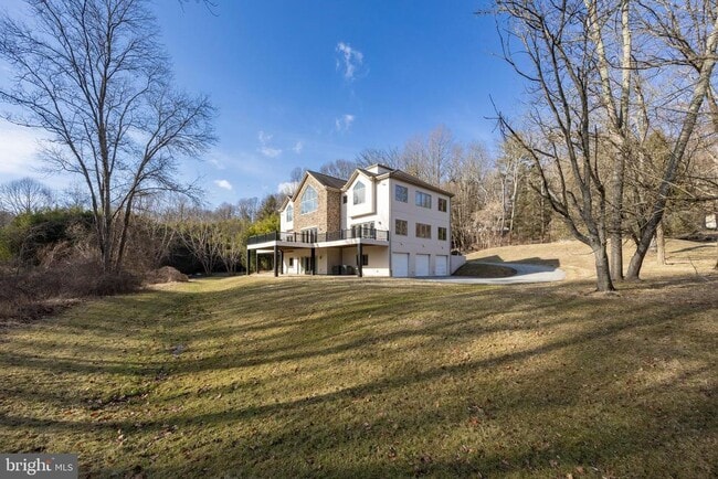 Building Photo - 115 Bullock Rd
