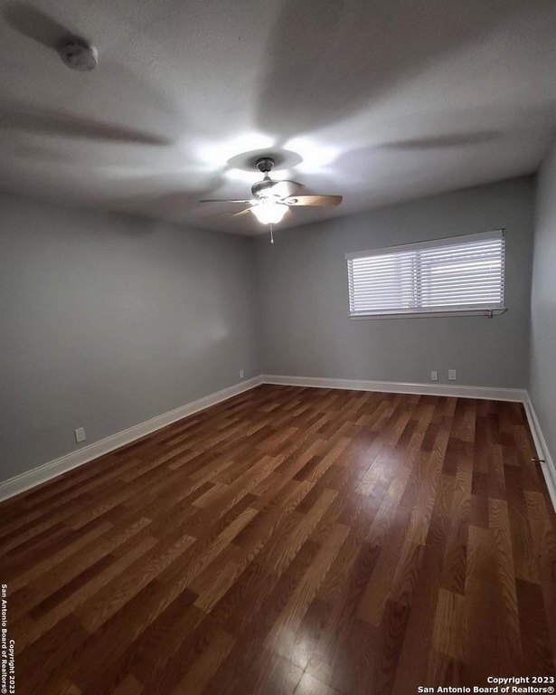 Building Photo - 656 Fern Meadow Dr