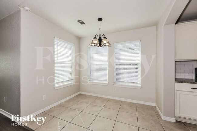 Building Photo - 13536 Vida Ln