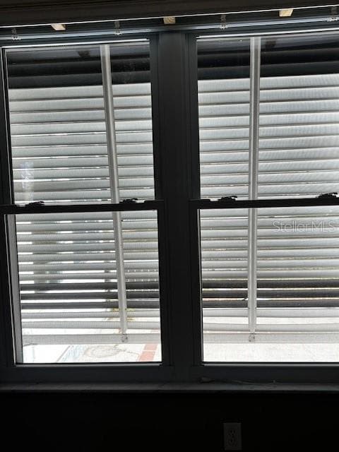 Building Photo - 731 Agua Way