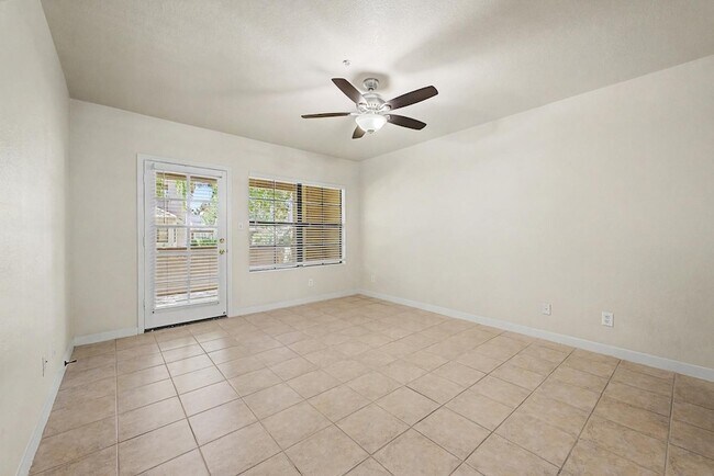 Building Photo - 6885 E Cochise Rd