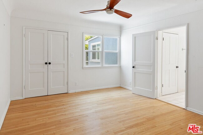 Building Photo - 5572 Bradna Dr