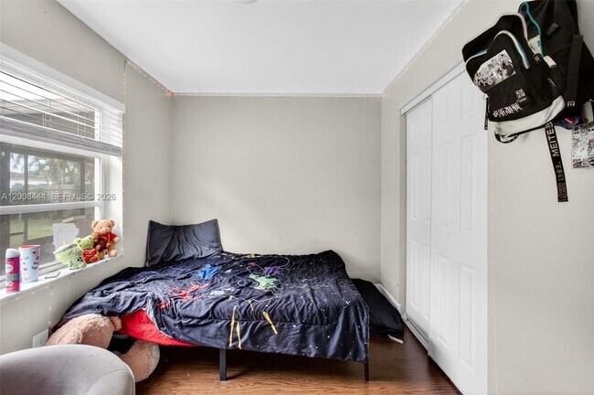 Building Photo - 10850 Eureka St