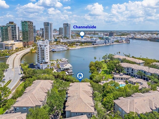 Building Photo - 740 Mainsail Dr