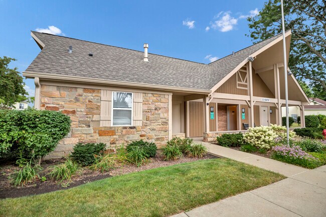 Building Photo - 737 Candleridge Ct