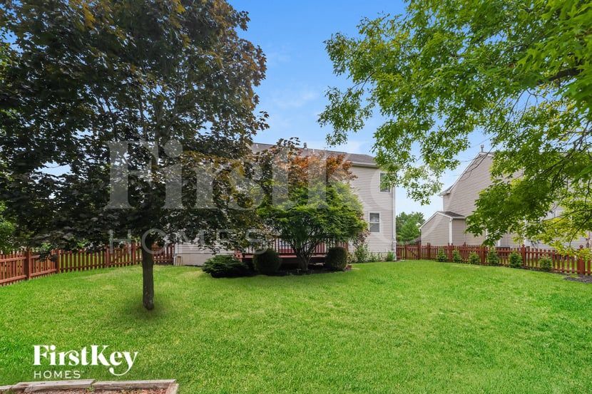 Building Photo - 35 Arbor Hills Dr