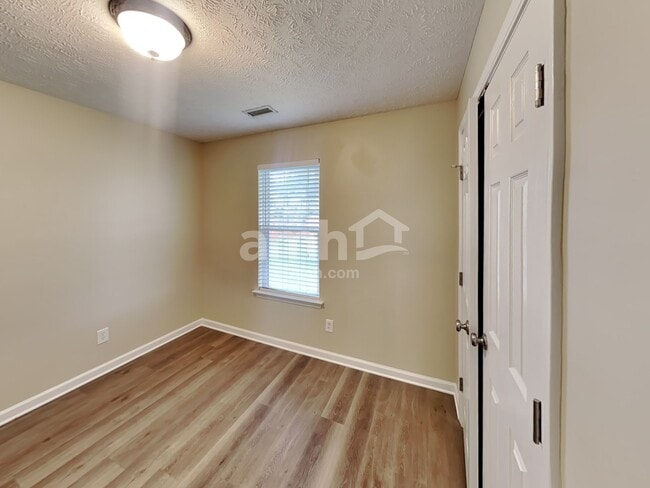 Building Photo - 4090 Morton Ln