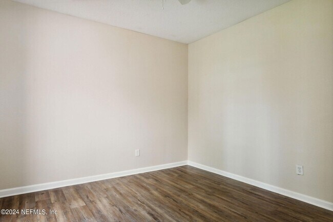 Building Photo - 785 Oakleaf Plantation Pkwy