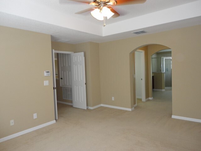 Building Photo - 2324 Pesaro Cir