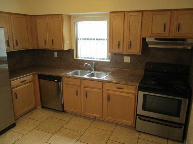 Building Photo - 9077 E Highland Pines Dr