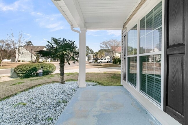 Building Photo - 7478 Hawks Cir