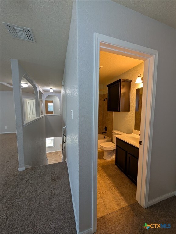 Building Photo - 248 Oak Creek Way