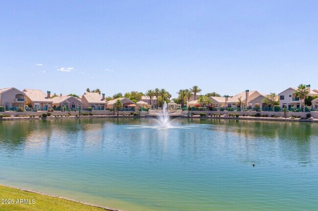 Building Photo - 16013 S Desert Foothills Pkwy