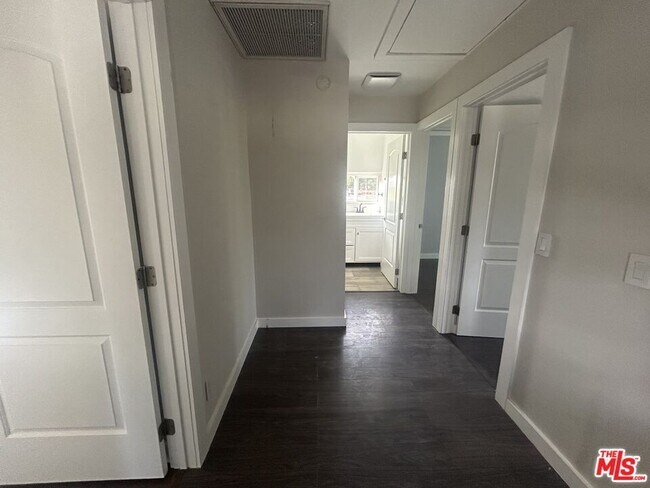 Building Photo - 6134 Fair Ave