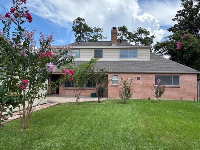 Building Photo - 12231 Beauregard Dr