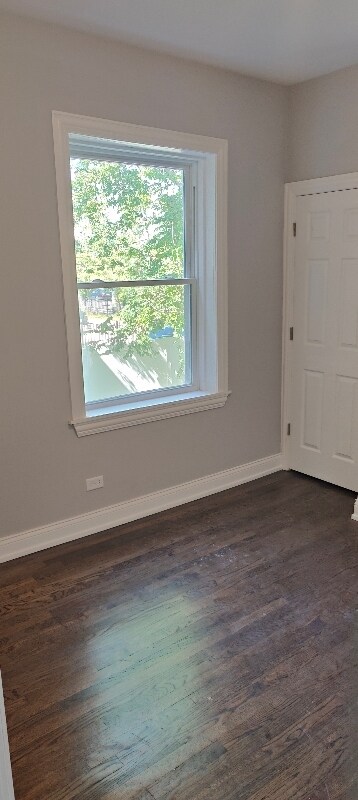 Building Photo - 1221 S Avers Ave