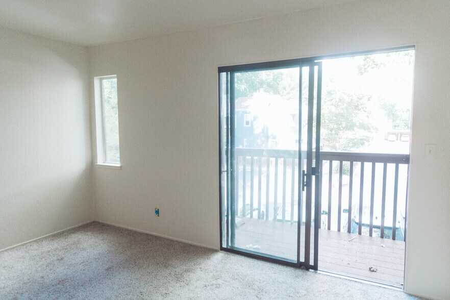 Building Photo - 1173 Honey Trl