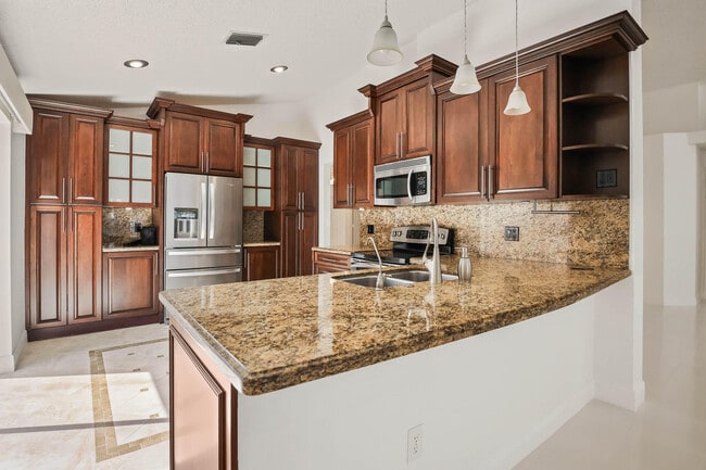 Building Photo - 13596 Weyburne Dr