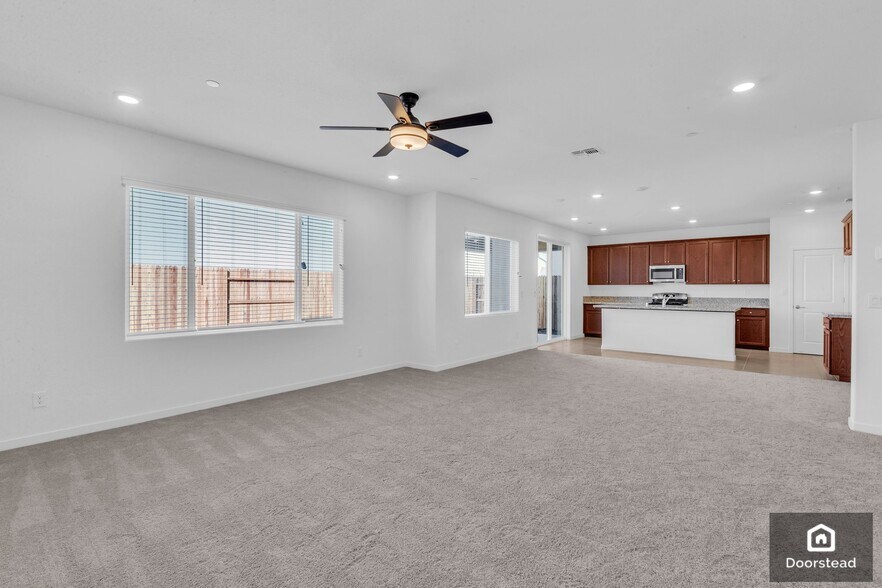 Building Photo - 6001 Firelight Dr